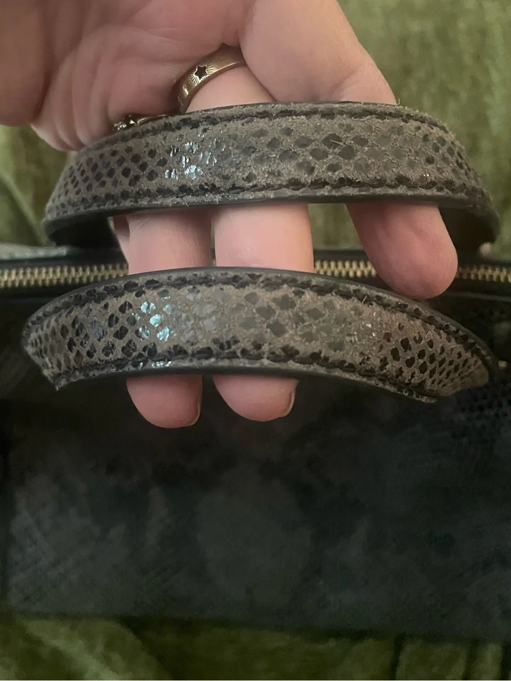 Kate Spade New York Parliament Snake Skin Print purse w Crossbody Strap